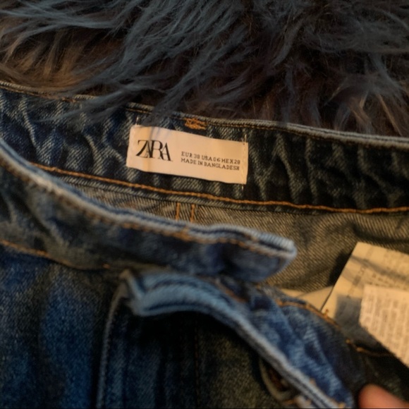 ZARA High Waist 90s Denim Mom Short - Picture 3 of 5